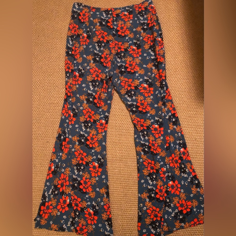 Free People Flare Pants Women’s Medium Floral Bell Bottoms